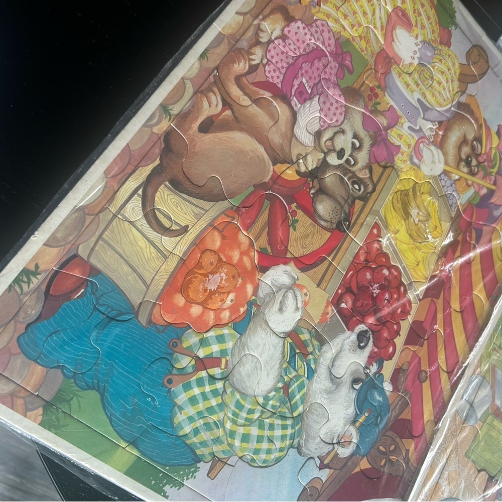 Little sniff it's scratch sniff 1983 Western Publishing Company puzzle bundle - Picture 4 of 5